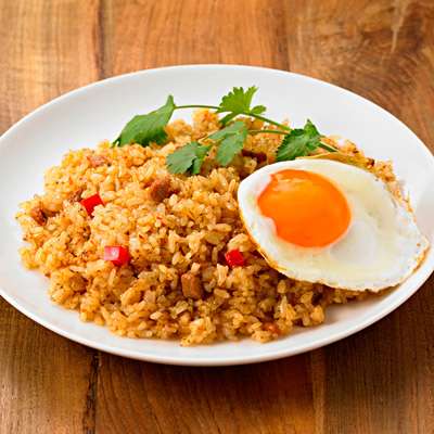 家で他国の料理を作った事がある人～！