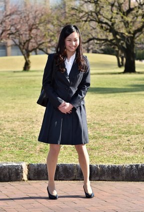 佳子さま、ICU入学式に御出席！スーツ姿が可愛いと話題に