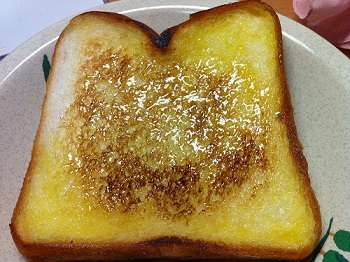 朝ご飯、米派ですか？パン派ですか？