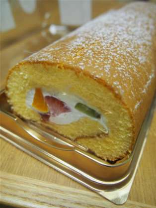 どこのロールケーキが好きですか？