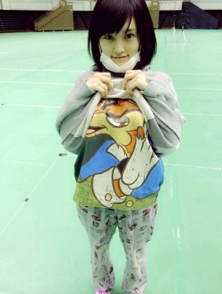 NMB48山本彩、美しき筋肉をTarzanで披露