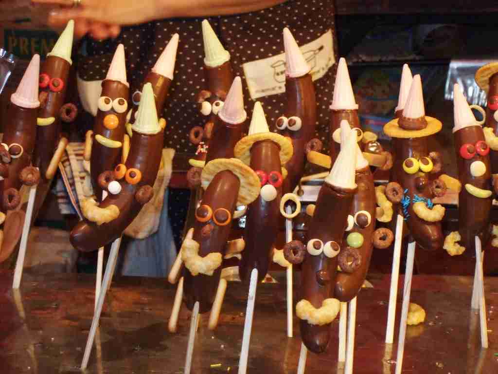 【革命的】自宅でチョコバナナを作れるオモチャが凄い！ しかも逆チョコバナナ