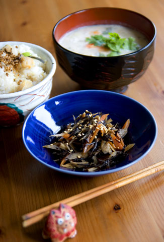 簡単、安くて見栄えのする料理を教えて下さい。