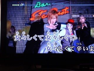 ミュージシャンの代表曲を挙げるトピ