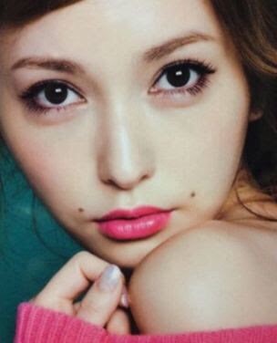 どんな芸能人の事も絶対褒めなきゃいけないトピ