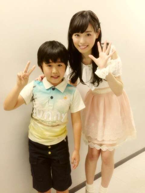 福原遥が美の秘訣公開「お風呂上がりのマッサージ＆ストレッチ」