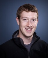 Facebookやってる方限定【Facebook見る頻度は？？】