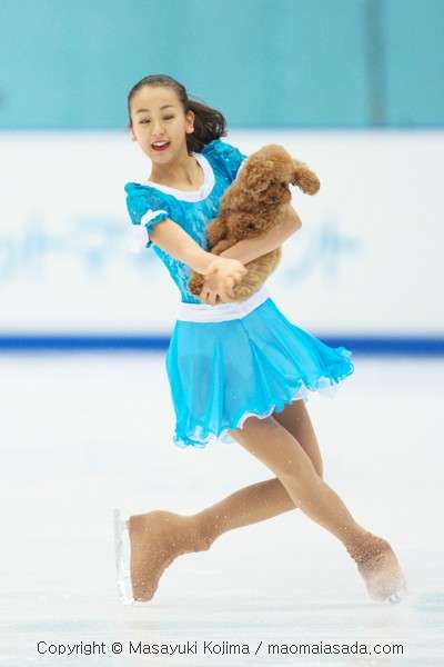浅田真央が練習再開、現役続行視野に18日会見へ