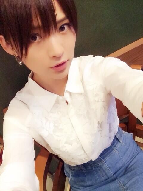 なれるものなら誰の顔になりたい?