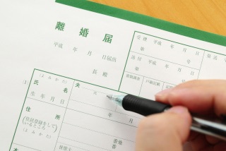 夫から離婚を切り出されたら