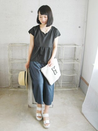 シンプルなファッションが好きな人！