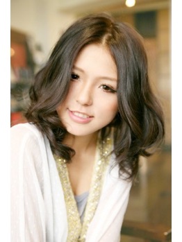 ヘアカラーしてる方!