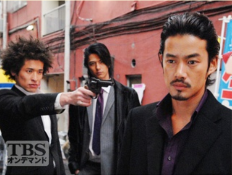 俳優女優のドラマの画像を貼ってドラマのタイトルがわかったら＋押すトピ