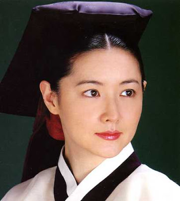 俳優女優のドラマの画像を貼ってドラマのタイトルがわかったら＋押すトピ