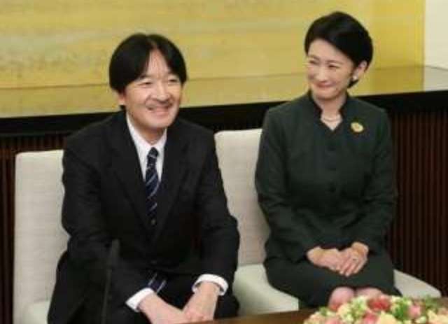 憧れの夫婦は誰ですか?