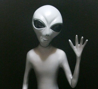 【微閲覧注意？】裸・半裸・キラキラおめめ…超越した自撮りセンスを誇る男性 「ちょっと整形しただけ」と主張