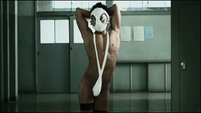 【微閲覧注意？】裸・半裸・キラキラおめめ…超越した自撮りセンスを誇る男性 「ちょっと整形しただけ」と主張