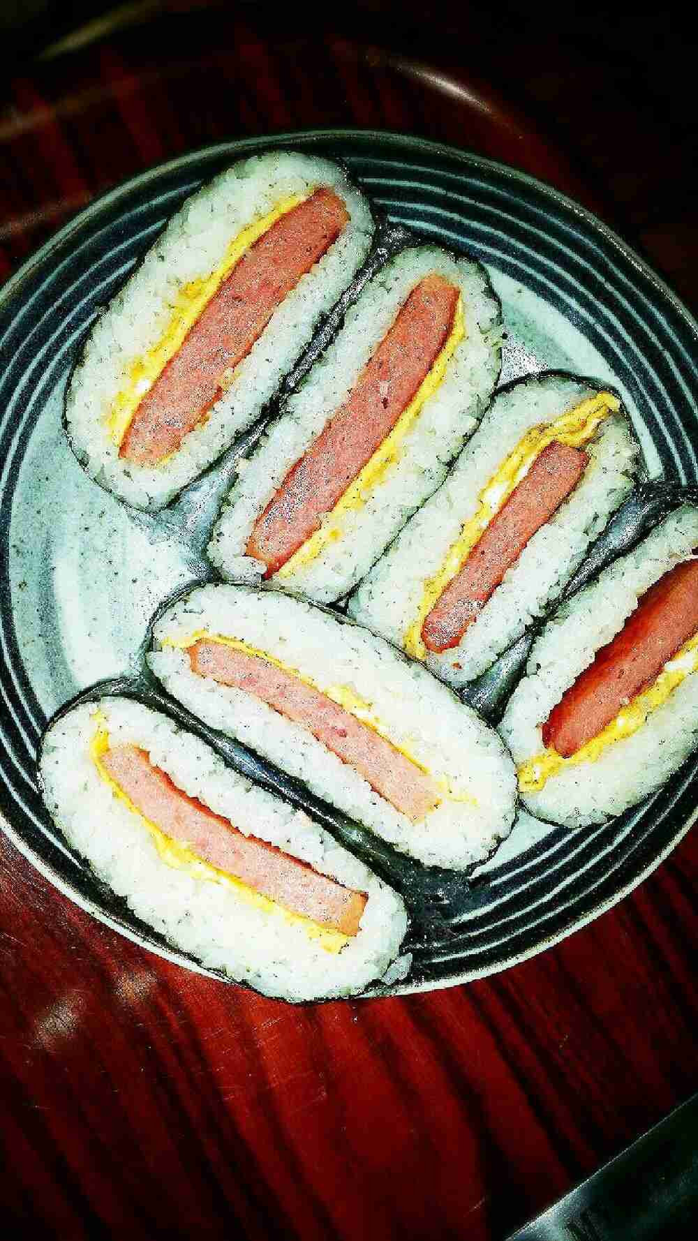 お弁当を作る頻度を教えて下さい。