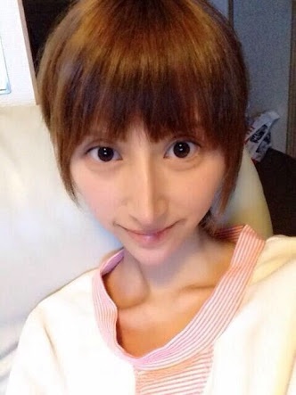 No 1キャバ嬢モデル愛沢えみり すっぴん公開で 綺麗すぎる と反響 ガールズちゃんねる Girls Channel