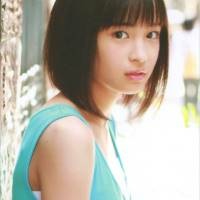 広瀬すず、映画「ちはやふる」で初主演！エクステでロングヘアに