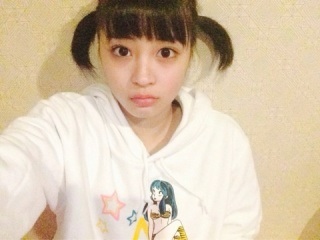 広瀬すず、映画「ちはやふる」で初主演！エクステでロングヘアに
