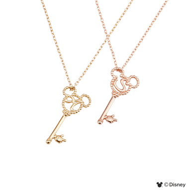 おすすめのイニシャルネックレス