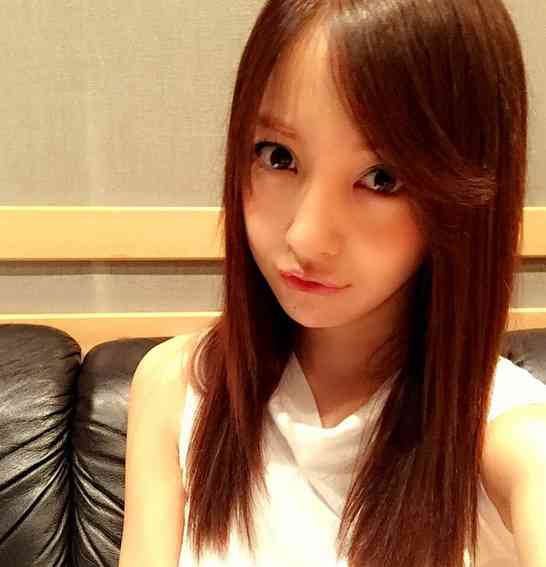 板野友美の茶髪イメチェンが可愛すぎる「天使かよ」「こっちのほうが好き」