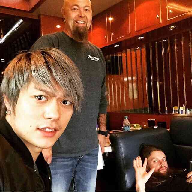 好きなバンドの好きなメンバーは⁉