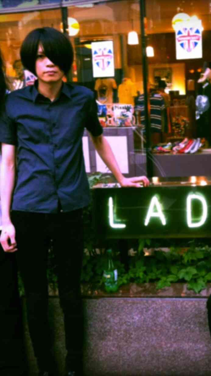 好きなバンドの好きなメンバーは⁉