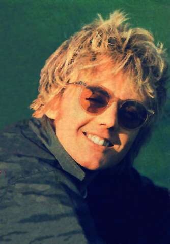 好きなバンドの好きなメンバーは⁉