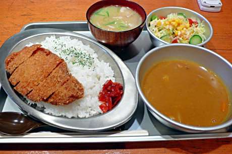 小学校の給食あるある