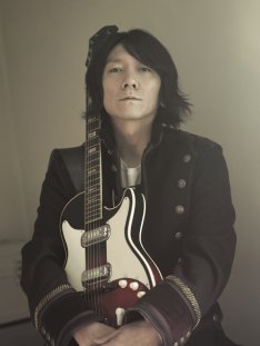 真鍋かをりが元THE YELLOW MONKEY吉井和哉との結婚、妊娠を発表