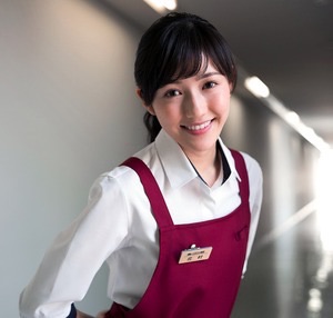 渡辺麻友、『戦う！書店ガール』クランクアップで「自分の未熟さを痛感」