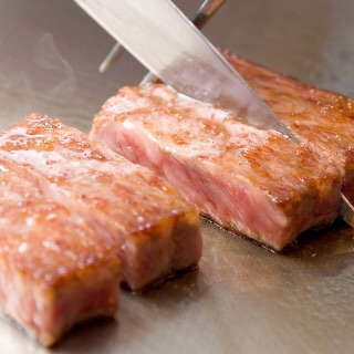 ひたすら「肉の画像」を貼るトピ。