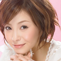 NKB48山本彩に“シャク姉”テロップ、無慈悲なレギュラー番組「バイキング」