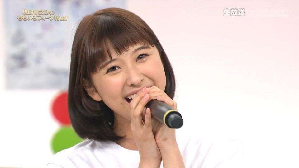 ももいろクローバーZ初のアメリカ公演! 百田夏菜子のえびぞりジャンプに4千人が驚き