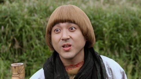 「現代日本設定」以外の衣装が似合う俳優さん