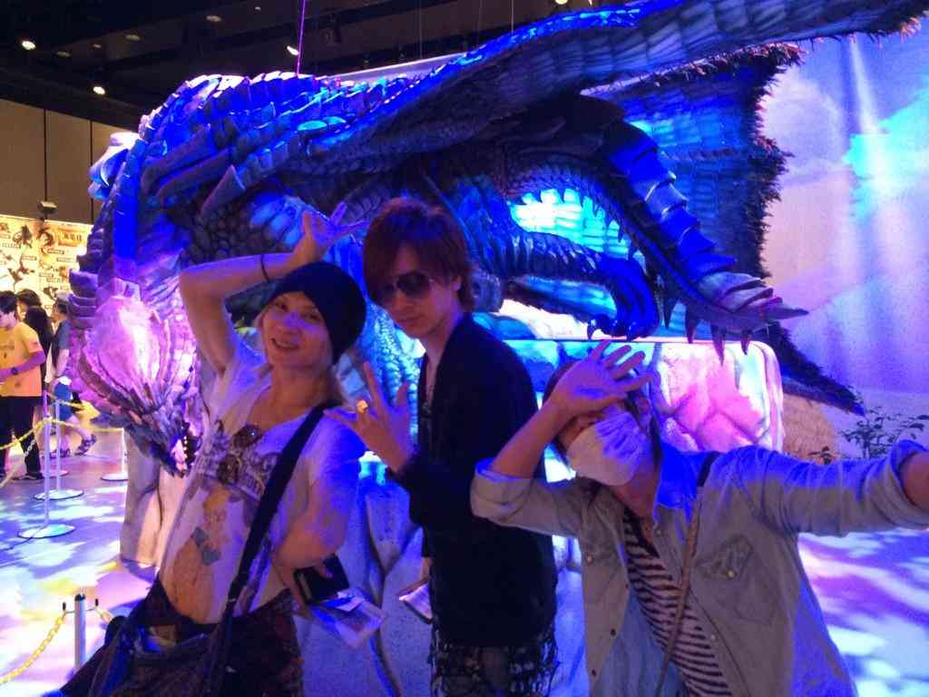 3ショットの画像を貼っていくトピ