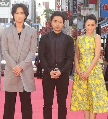 3ショットの画像を貼っていくトピ