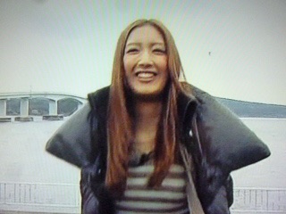 笑顔がブスな人ー!