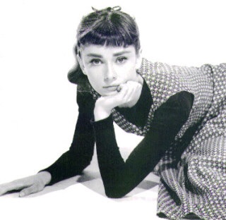 太眉美人といえば