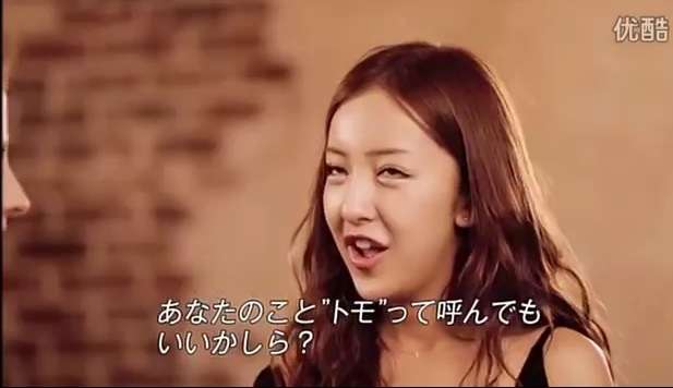 “英語できる設定”の板野友美が赤っ恥!自分の新曲なのに「この曲名、どういう意味?」