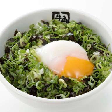 焼肉屋さんで絶対たのむもの。