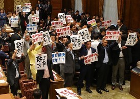 今の政治家を見て思うこと
