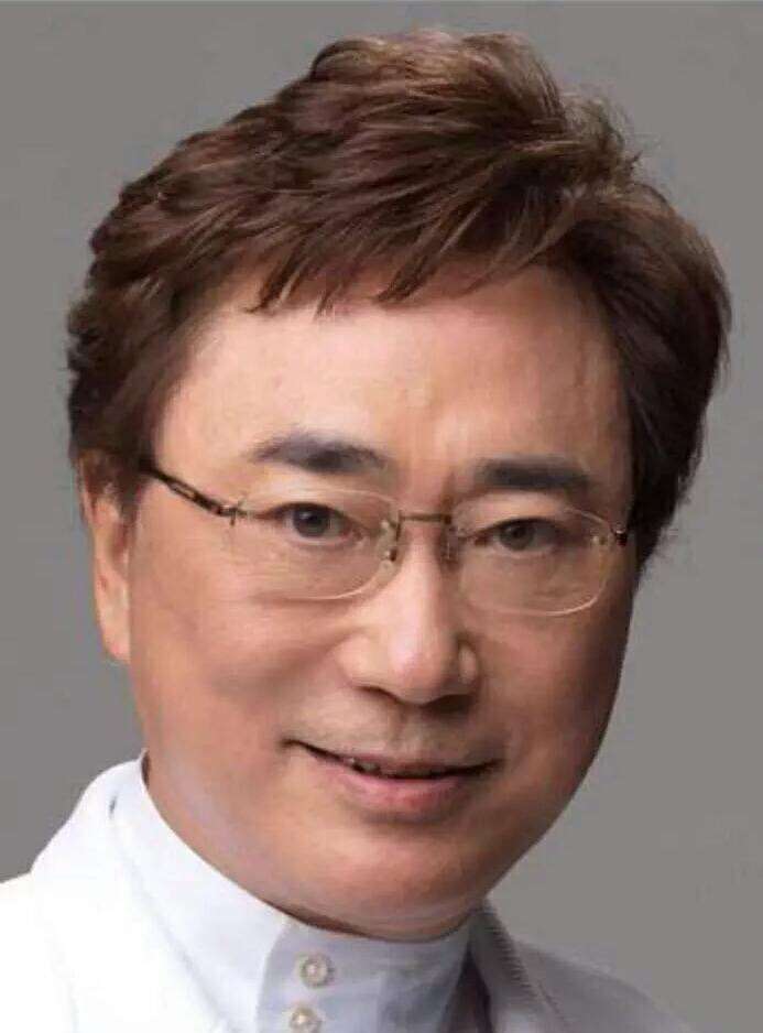 元CAの妻放ったらかしで銀座高級クラブ狂いの伊藤英明！早くも離婚危機か