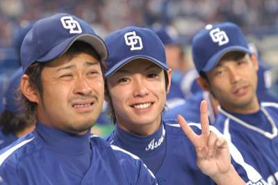 笑顔が似合う有名人は誰だと思いますか？
