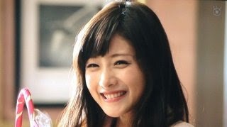 笑顔が似合う有名人は誰だと思いますか？