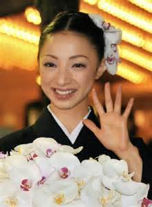 宝塚OGの美人画像