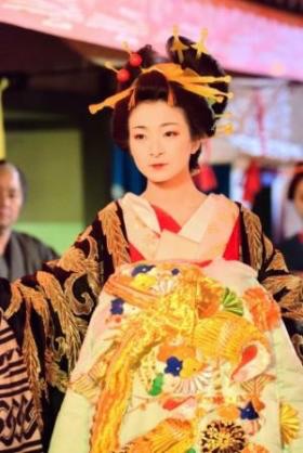 宝塚OGの美人画像