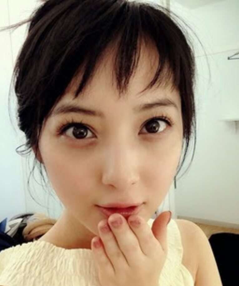 画像にそれっぽいタイトルをつけてみるトピ